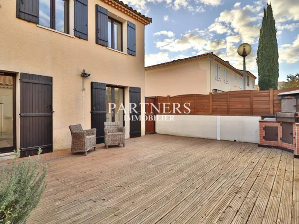 Villa 4 pièces 90 m² 