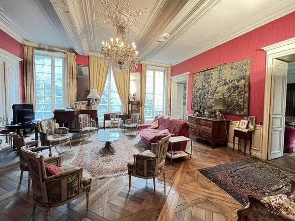 Appartement 6 pièces 250 m² 