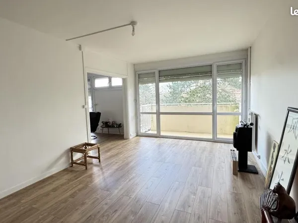 Appartement 3 pièces 7 m² 