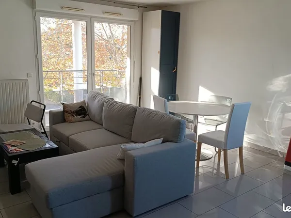 Colocation dans un appartement de 87 m² 