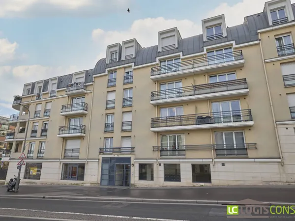 APPARTEMENT - PARC ANDRE MALRAUX 