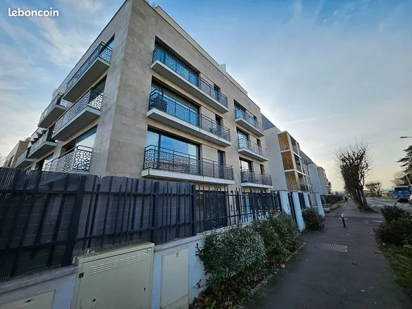 Studio 1 pièce 20 m² 