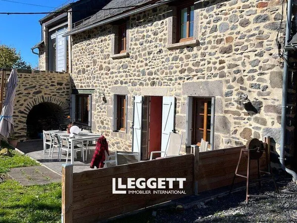 Maison 14 pièces 256 m² 