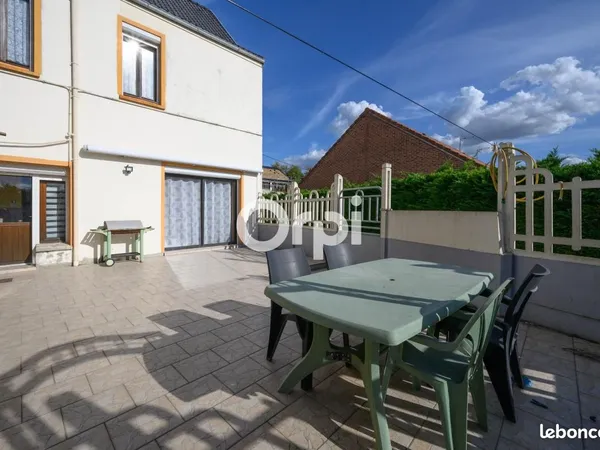 Maison 5 pièces 140 m² 