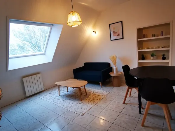 T3 rénové meublé proche kerpape 
