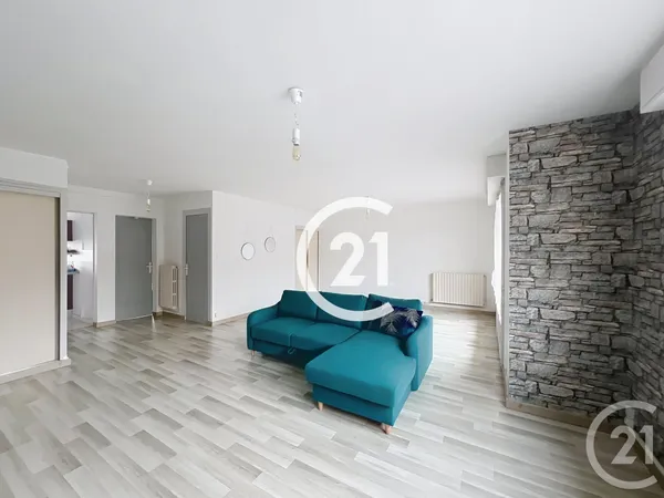 Appartement 2 pièces 67 m² 
