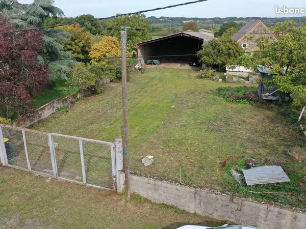 🏡 Hangar agricole 🚜 d'environ 270m² sur terrain d'environ 1000m² ㅤ 