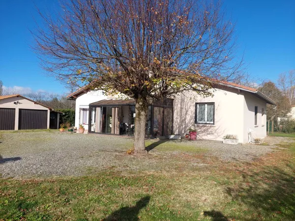 Maison de plain-pied 5 pièces 117 m² 