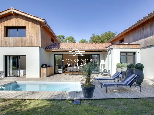 Villa 7 pièces 200 m² 