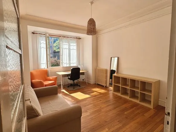 Appartement meublé - 3 pièces - 65 m2 