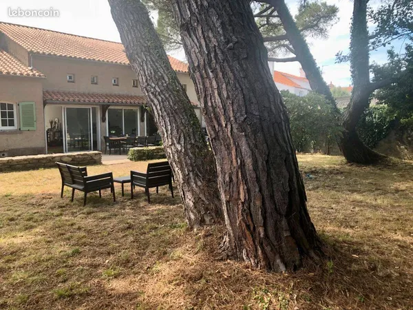 Maison 10 pièces 285 m² 