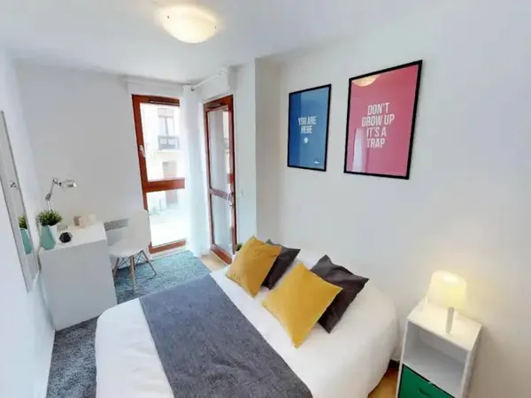 Loue chambre en colocation 