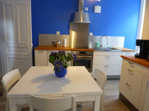 Loue appartement meublé 