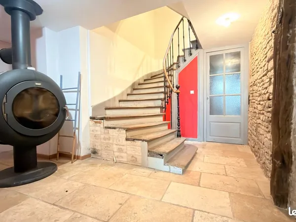 Maison 8 pièces 239 m² 