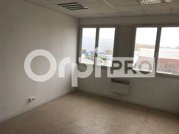 Bureau 111 m² 
