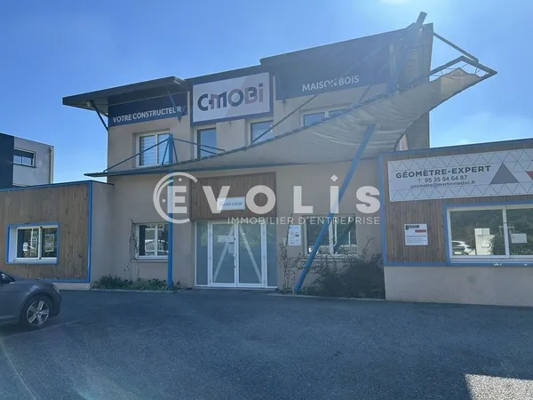 Bureaux - A LOUER - 88 m² non divisibles 