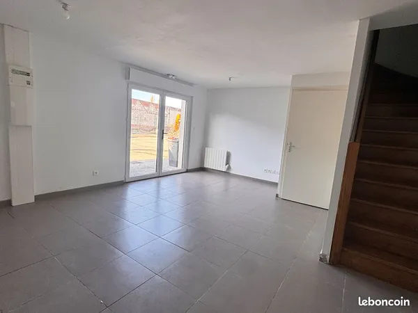 Local commercial 73 m² HEM 