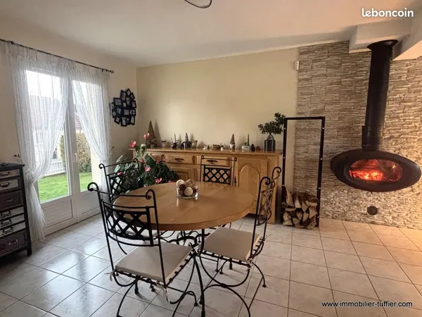 Pavillon 5 pièces 104 m² 