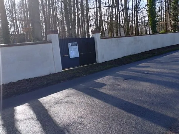 Vends Terrain constructible 1204 m2