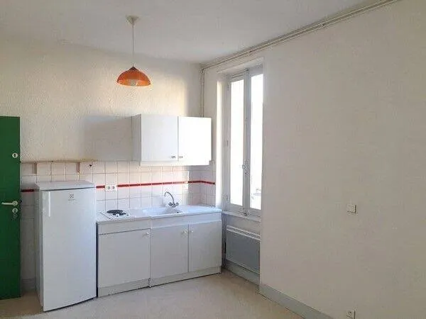 Studio 1 pièce 19 m² 