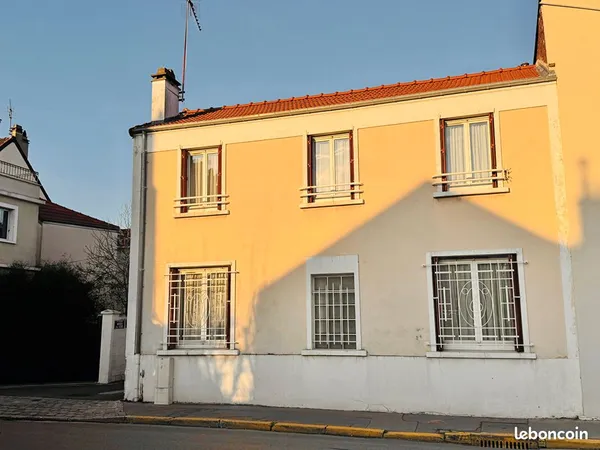 Maison 4 pièces 158 m² 