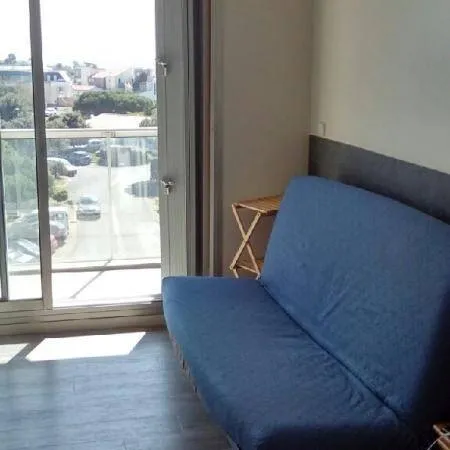 Studio 1 pièce 25 m² 