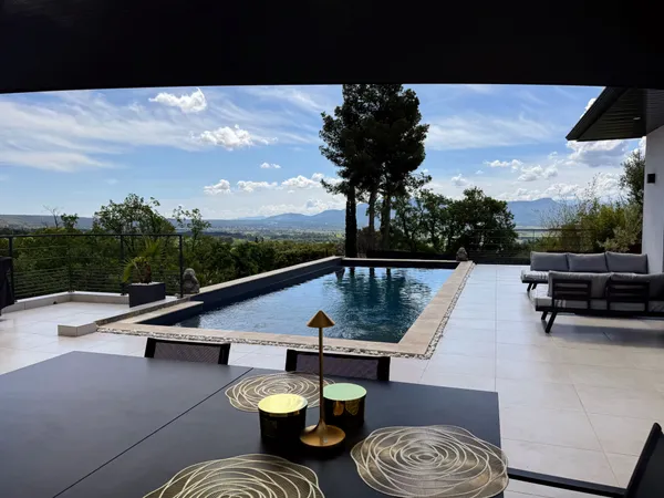 Maison 7 pièces 200 m² 