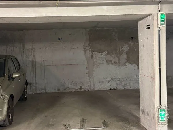 Place de parking 🅿️ à vendre route de Turin 