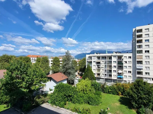 Studio 1 pièce 22 m² 
