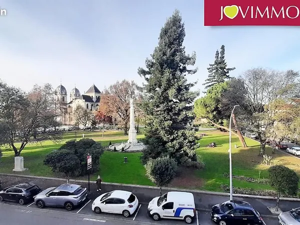 Studio 1 pièce 29 m² 