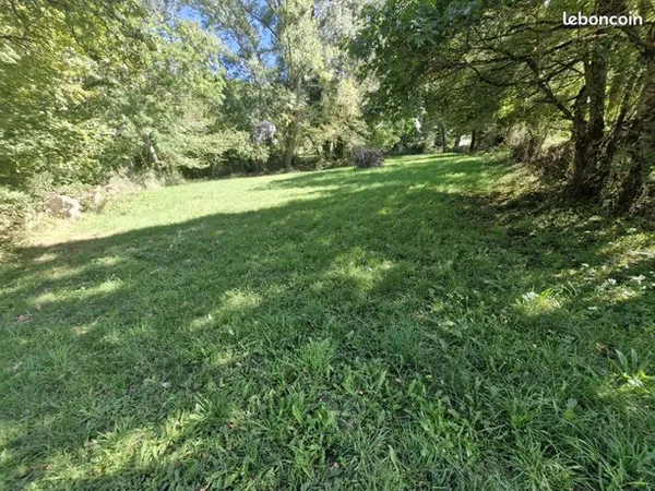 Terrain 1350 m² 