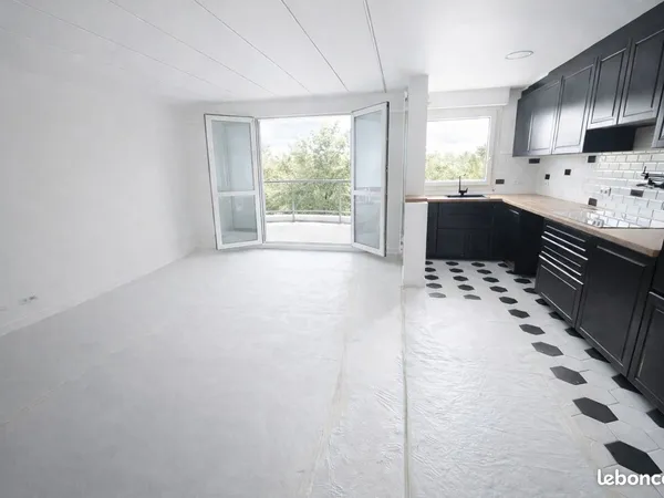 Appartement 4 pièces 79 m² 