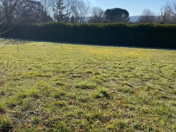 Terrain 1 980 m² Noe 