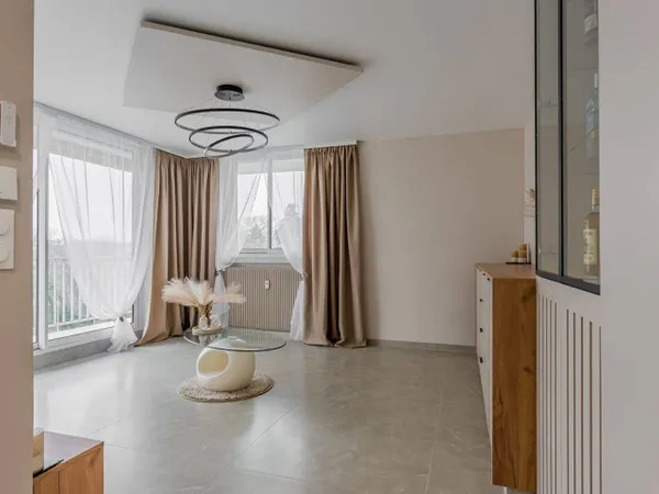Appartement 4 pièces 77 m² 