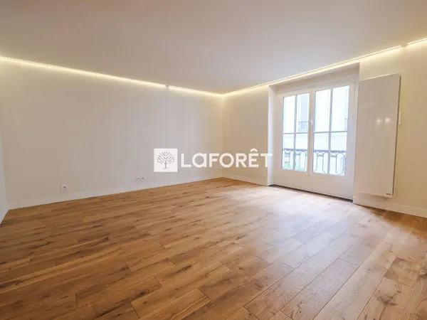 Studio 1 pièce 28 m² 