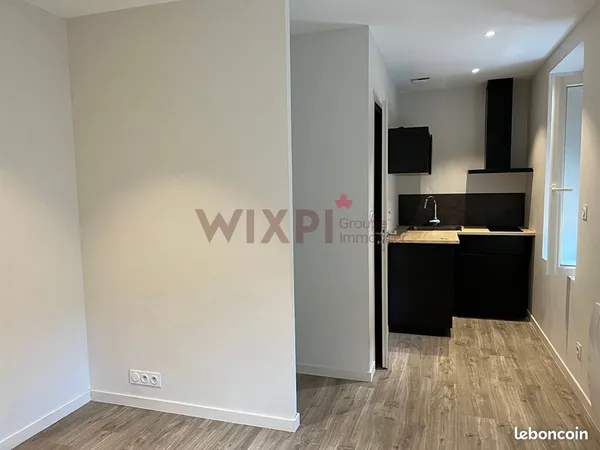 Studio 1 pièce 19 m² 