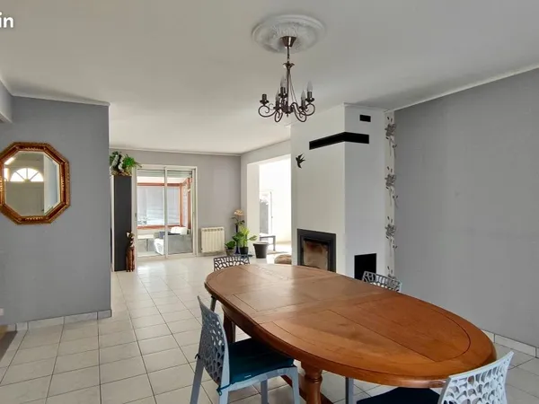 Maison 5 pièces 106 m² 