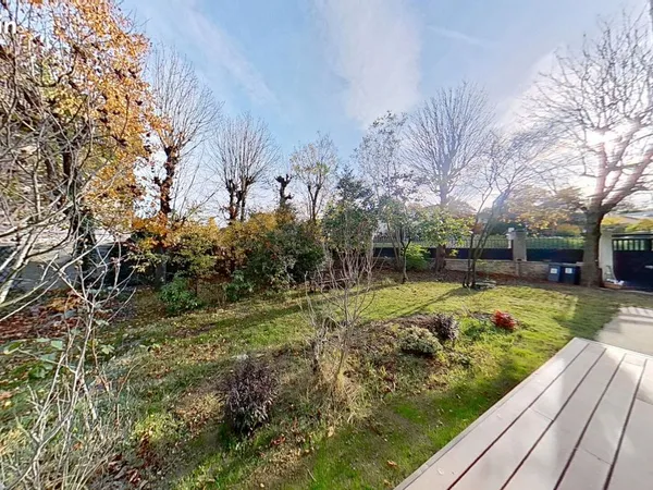 Maison 8 pièces 160 m² 