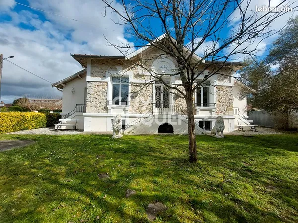 Maison 8 pièces 156 m² 