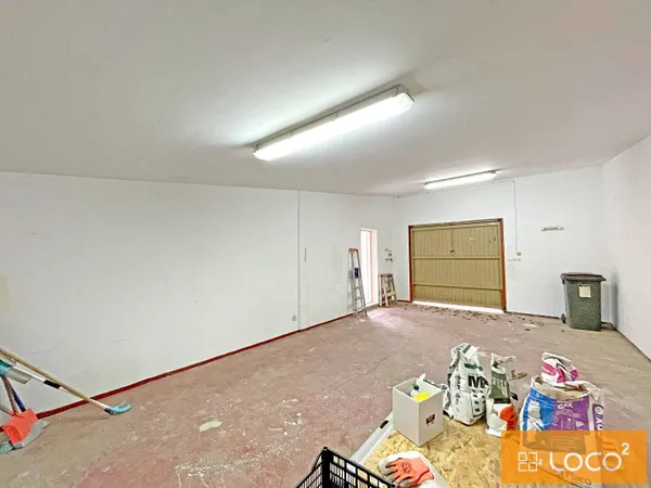 Local d'activité 75 m² 