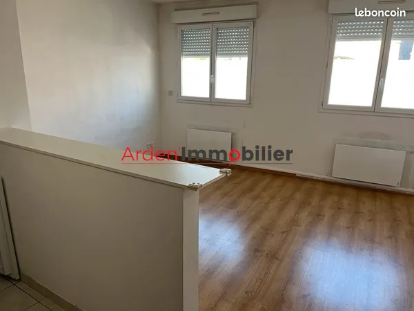 Studio 1 pièce 22 m² 