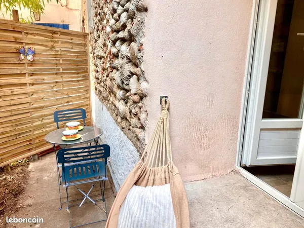 Studio meublé 