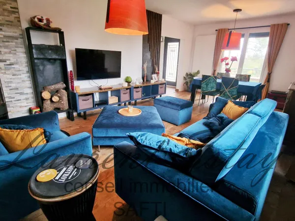 Cocon familiale de 225m² sur Parc de 5400m² 