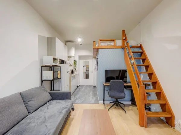 Studio 1 pièce 18 m² 