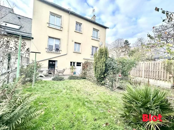 Appartement 4 pièces 94 m² 