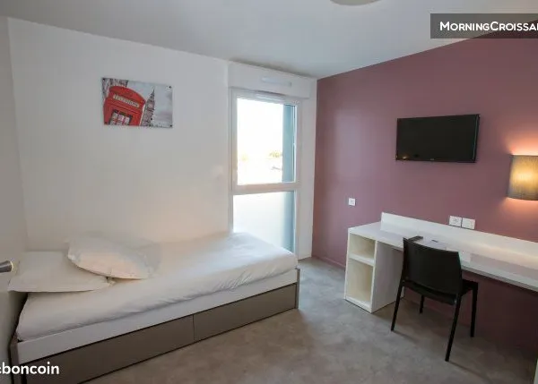 Studio 1 pièce 19 m² 