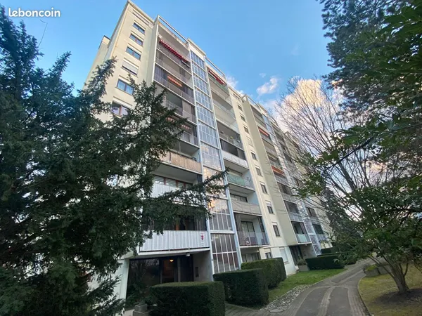 Appartement 4 pièces 81 m² 