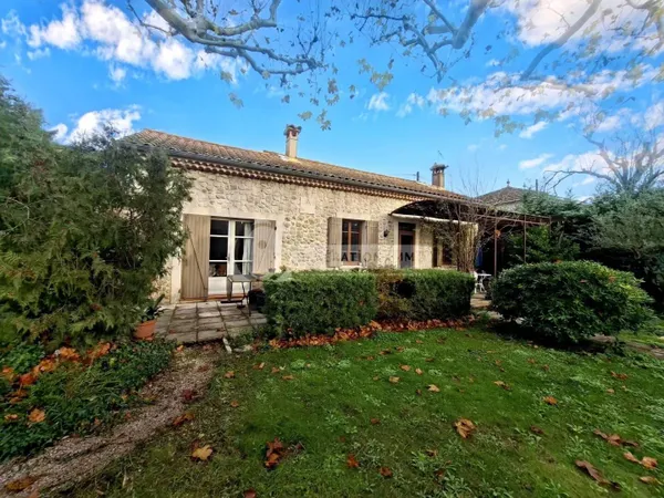 Maison de plain-pied 4 pièces 95 m² 