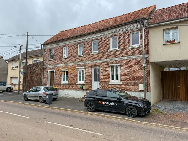 AMBRINES : ENSEMBLE IMMOBILIER DE 2 MAISONS 