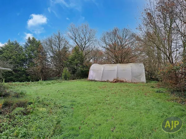 FROIDFOND - Terrain 680 m² 